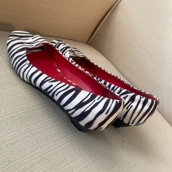 Ladies Size 7 1/2 Rampage open toe  small heel or wedge like - Picture 8 of 9